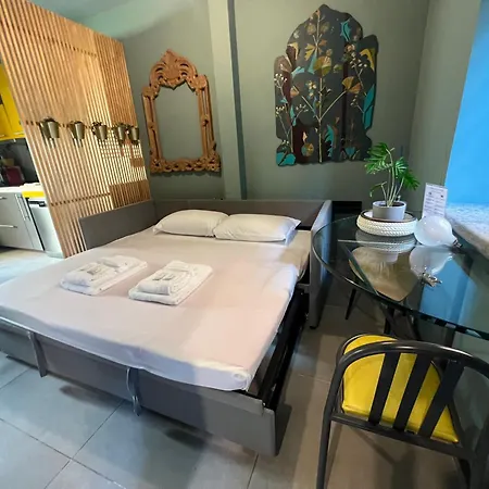Appartamento pigneto con giardino privato e parcheggio-2